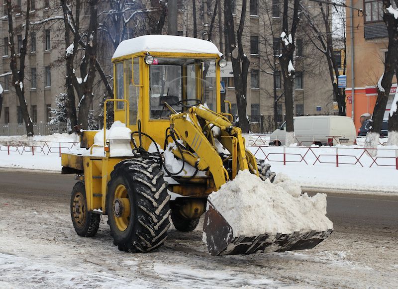 the advantages of hiring a commercial snow plowing service baltimore md